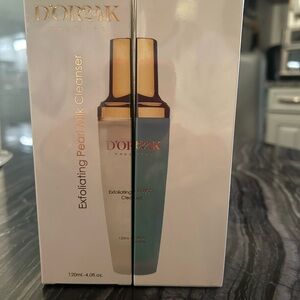 NIB D'OR24K Prestige Exfoliating Pearl Milk Cleanser and Toner